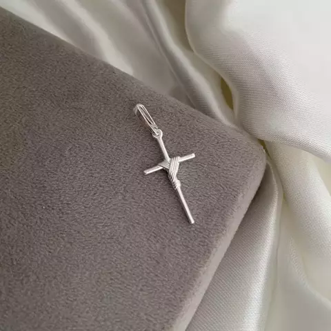 Pingente masculino cruz com manto 2,6cm prata 925