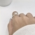 Anel feminino solitário cravejado zircônia 6mm prata 925 na internet