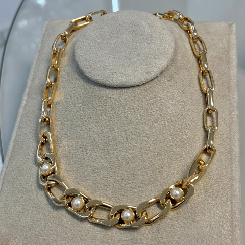 Colar perolas Olivia
