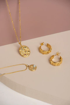 Collar Bari en internet