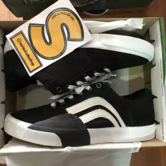 Tenis Gremio Buerned Vulk 002 Negro/Blanco - Soria Skateshop