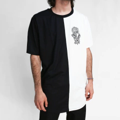 Playera Insane Co Asian Death Blanco Negro