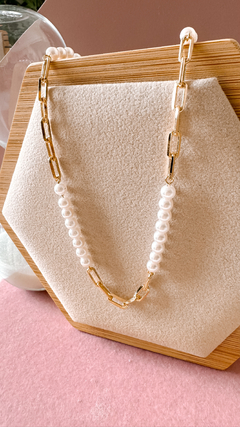 Choker Pérolas Dourada