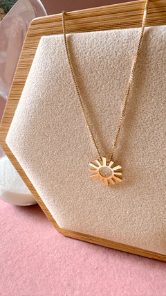 Colar Solar Dourado