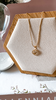 Colar Coração Cravejado Dourado - comprar online
