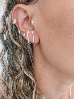 Ear Hook Torcido Prata - comprar online