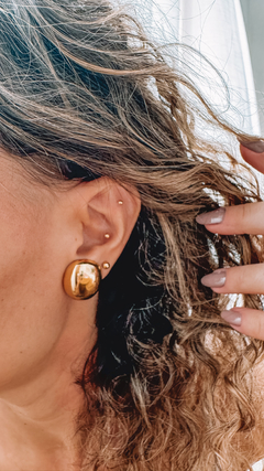 Brinco Botão Dourado - comprar online
