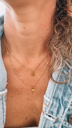 Colar Duplo Medalhas Dourado