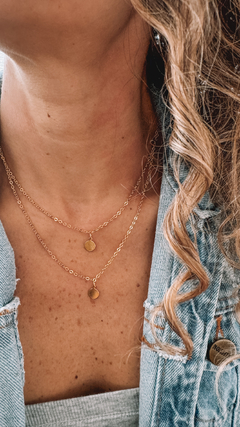 Colar Duplo Medalhas Dourado - Sou Linda Semijoias