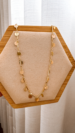 Colar Marjorie Longo Dourado