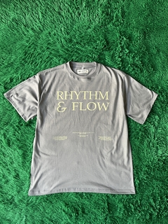 Remera oversize (gris)