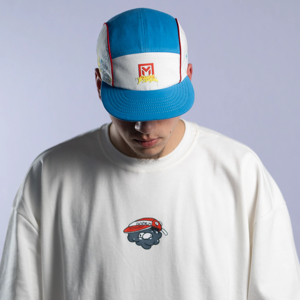 OVERSIZED OFF-WHITE STREETCORE
