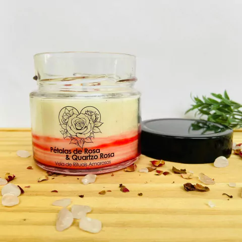 Vela - Pétalas de Rosa & Quartzo Rosa - Rituais Amorosos - Rosas - 150g - comprar online