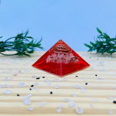 Orgonite Pirâmide - Sol Interior - Auto Estima - 4cm