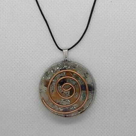 Colar Orgonite - Amplitude - Pedras Mistas - 3cm