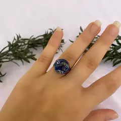 Anel Orgonite Ajustável - Chakras Frontal - Sodalita - Consciência Oitentaeum Orgonites