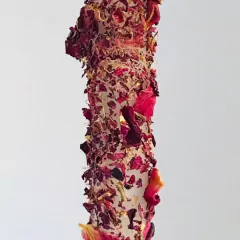 Vela Palito Imantada com Ervas - Rosas na internet