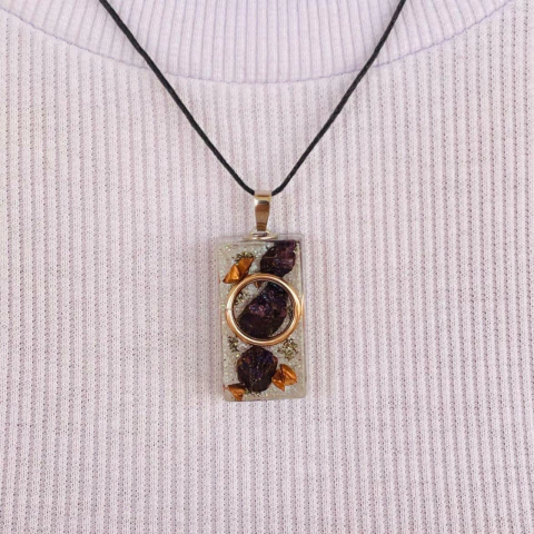 Colar Retarngular Bornita - Pedra da Felicidade - Sintonia Positiva - comprar online