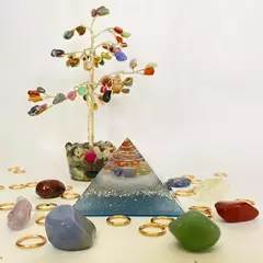 Orgonite Pirâmide - 7 Chakras - Equilibre seus Chakras - 6cm na internet