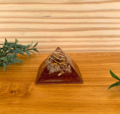 Orgonite Pirâmide - Olho de Tigre e Citrino - Sucesso - 4cm