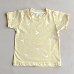 Remera beach amarilla