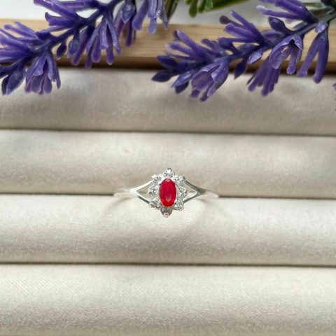 Anel Formatura Vermelho Cravejado - Prata 925 - comprar online