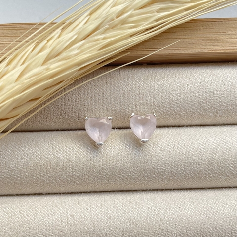 Par de Brincos Coração Rosa 6mm - Prata 925 - comprar online
