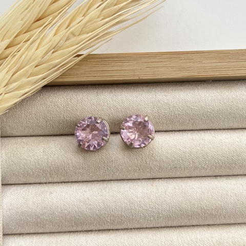 Brinco Cravação Inglesa Rosa - Prata 925 - comprar online