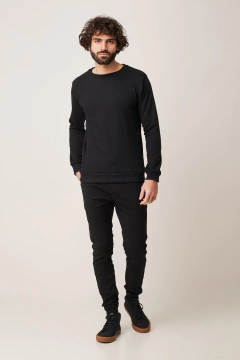Buzo Básico Negro - tienda online