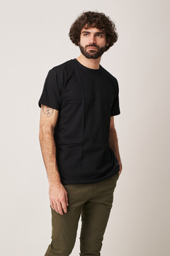 3 Remeras Básicas (Blanca - Gris - Negra) en internet