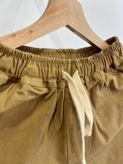 Bermuda Camel - comprar online