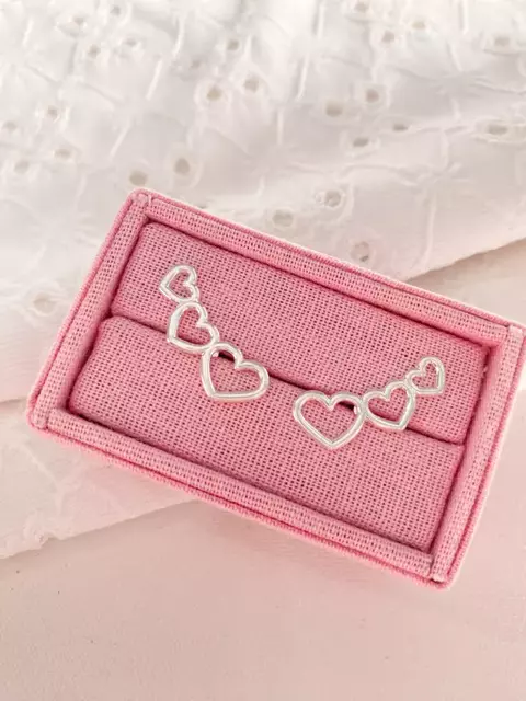 Brinco Earcuff Coração Vazado