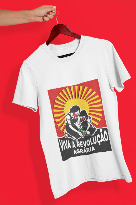 Camisa 'Viva a Revolução Agrária' - Coleção Poder ao Povo - comprar online