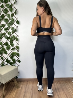 Conjunto Legging Nati e Ângela - Preto na internet