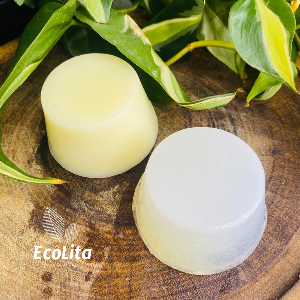 Condicionador sólido de copaíba e tea tree.