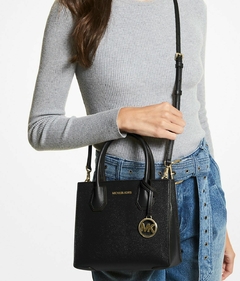 Bolsa Michael Kors Mercer Women's Preta na internet