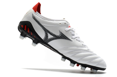 Mizuno MORELIA NEO III PRO na internet
