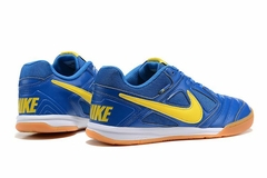 Supreme X Nike Gato - comprar online