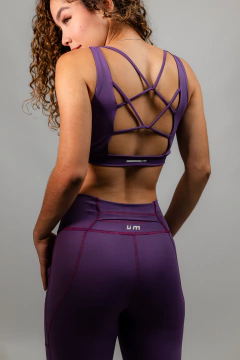 Conjunto de Calça e Top Lilás. - loja online