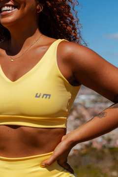 Conjunto de Calça e Top Amarelo Sol. - loja online