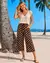 Conjunto pantacourt com blusa decote V e manga muscle tee Kelly