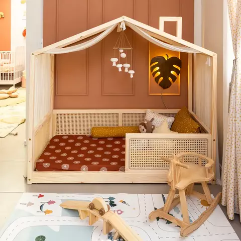 Cama Lírio Juliana Casinha Pinus Montessori - comprar online