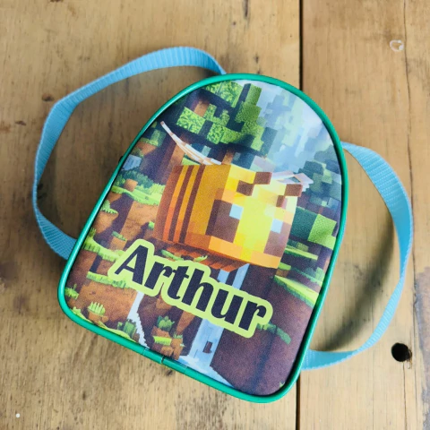 15 Mini Mochilinha 15x18 de Aniversário - QUALQUER TEMA - comprar online