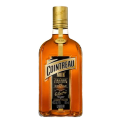 COINTREAU · NOIR · 750ML