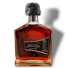 FLOR DE CAÑA · V GENERACIONES · 30YO · 750ML