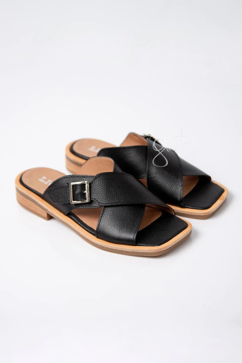 LINEA BAJA CUERO (AMARA)