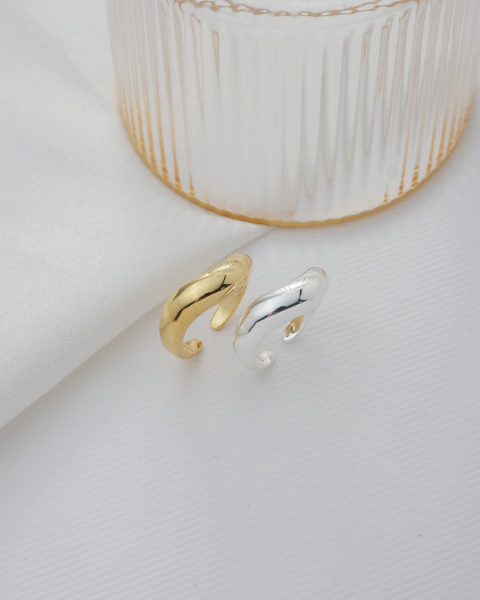 Anel Onda Orgânica G Regulável Ouro.