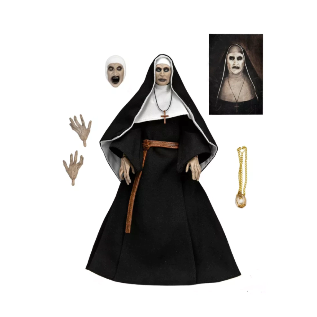 Figura de acción de NECA The Conjuring Universe: La Monja Ultimate Valak de 7"