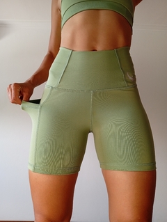 AKRA - Calza Bolsillo - Verde Suculenta - comprar online