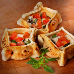 Empanada Caprese c/ 04 unidades